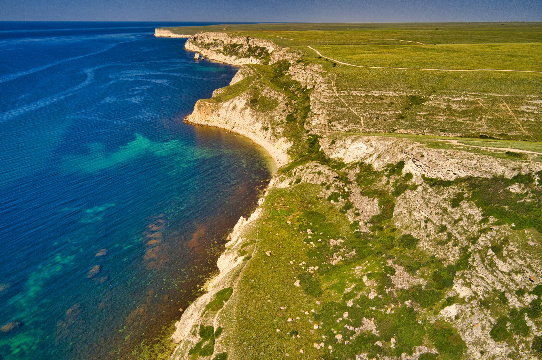 Мыс Плака и гора Кастель